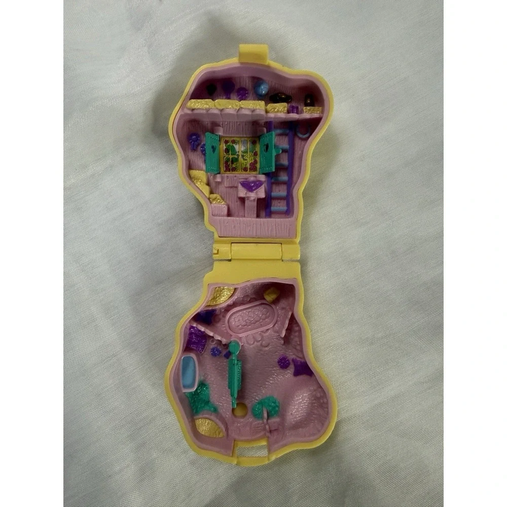 VTG 1994 Bluebird Polly Pocket Pony Ridin' Compact,  Compact only